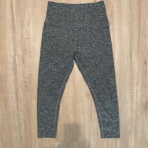 Spacedye Walk And Talk High Waisted Capri Legging, Size M